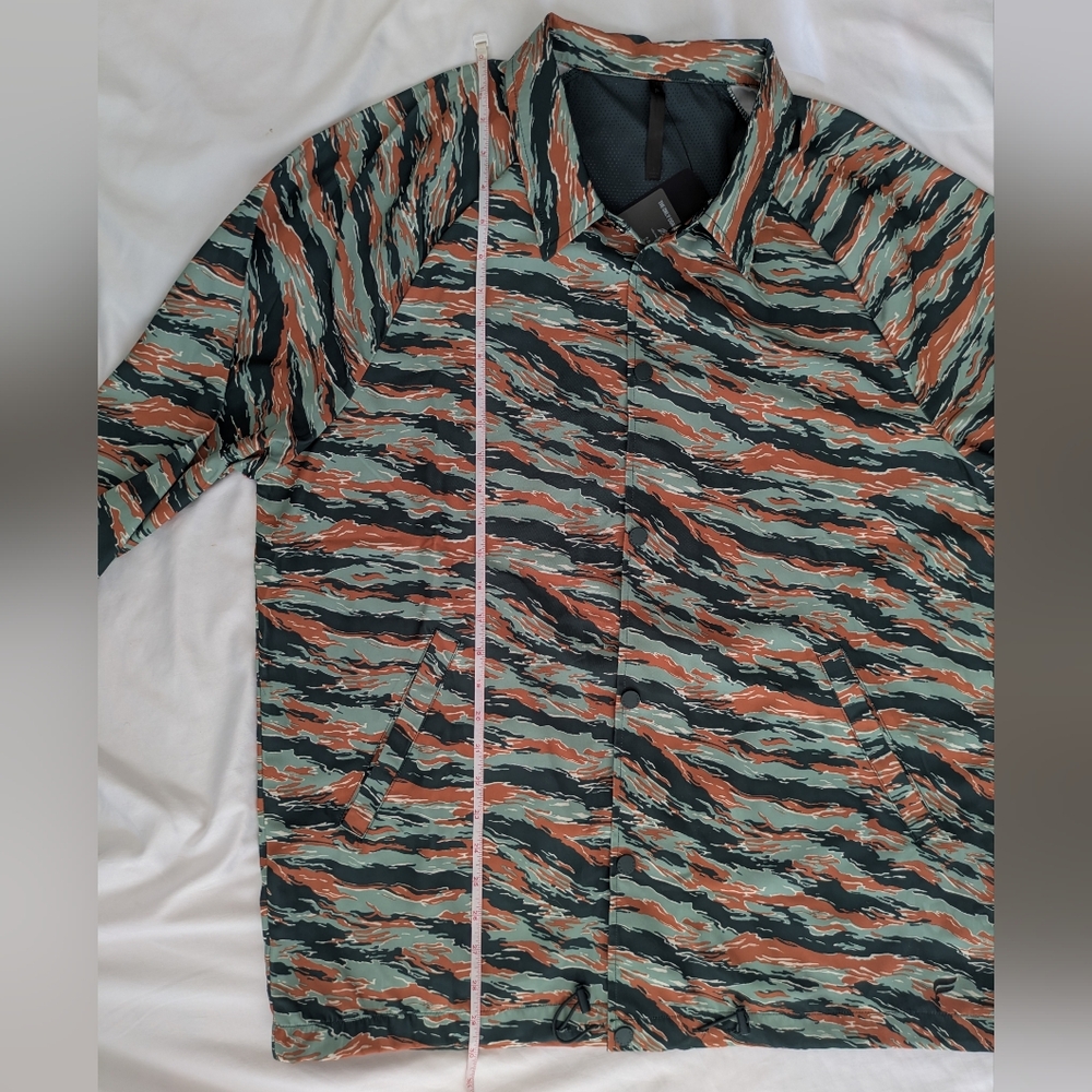 FABLETICS The Only Coaches Jacket Green Orange Tiger Camo Print Water-Resistant - Picture 13 of 13